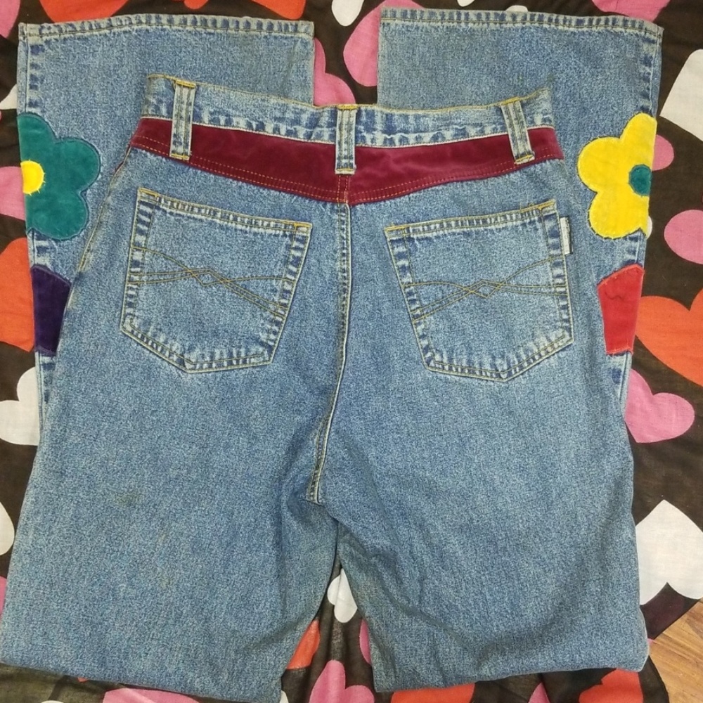 Flare jeans with flowers and heart embroidery - Picture 3 of 5